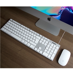 Tastiera USB Hamlet con Numeric Keypad Mac Version - XKKITA-MCBT